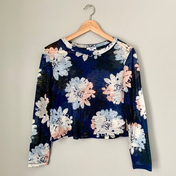 ASO Lydia Martin Bar III Cropped Long Floral Top - Picture 2 of 14